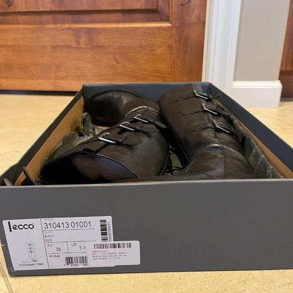 ECCO Hobart/SARTORELLE Buckle Boot, Black, 38 EU or 7 to 7.5 - Picture 8 of 9